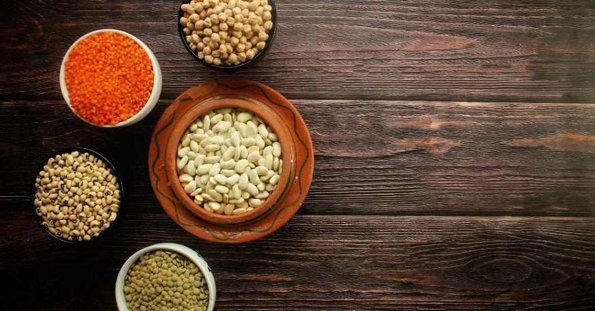 ciotole di legumi adatti a chi soffre di colon irritabile e colite